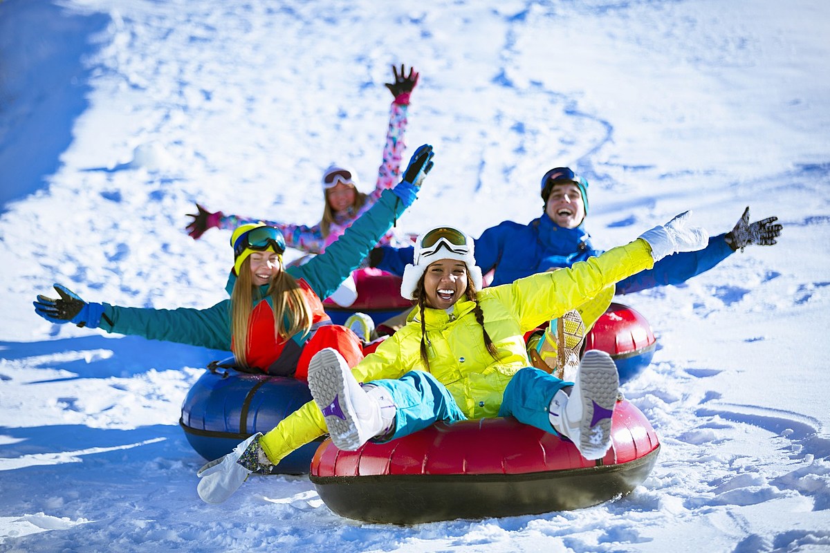 CBINT Snowtubing